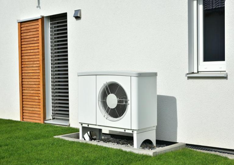 Nos conseils pour installer une pompe à chaleur à La Rochelle